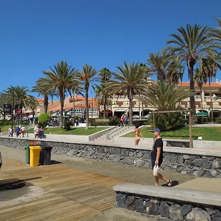アパート Playa Las Vistas 2 *